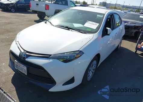 2019 Toyota Corolla Le z USA, uszkodzony, nr VIN 5YFBURHE4KP891839